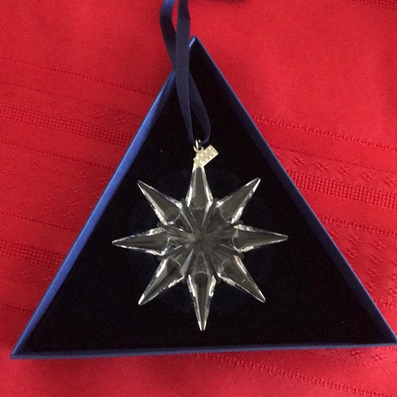 Swarovski 2009 Annual Christmas Ornament - Picture 1 of 7